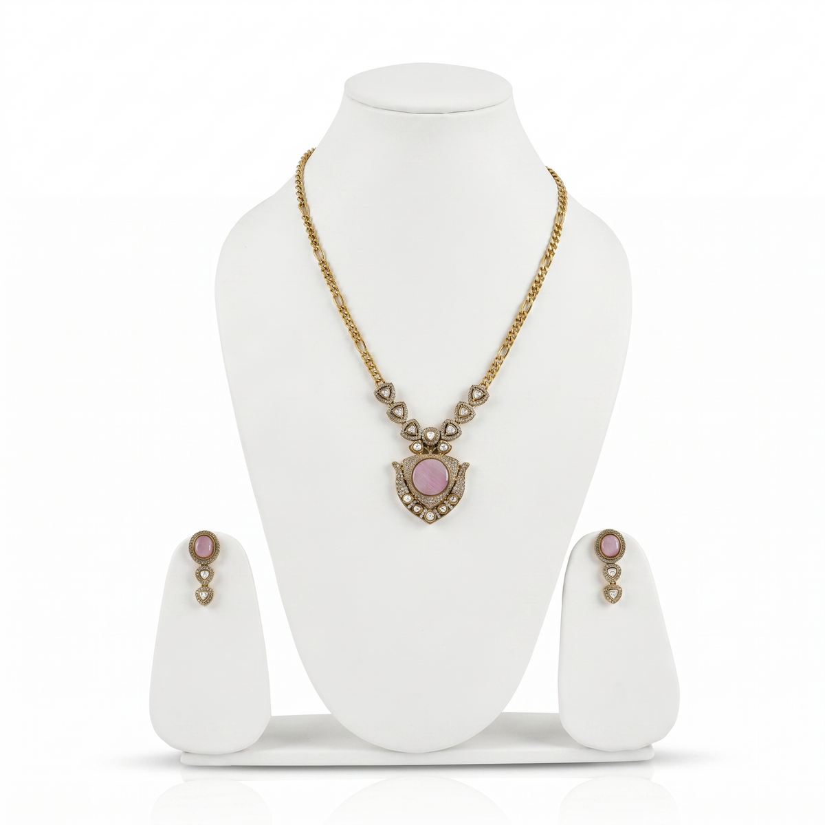 GOLD PLATED CHAIN SET WITH PENDANT AND EARRINGS